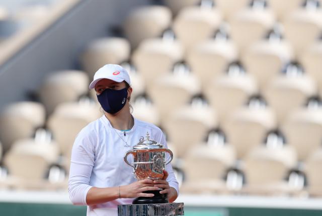 1621318761799051300.jpg 5f81da59c7c6dba79a55aa23.jpg